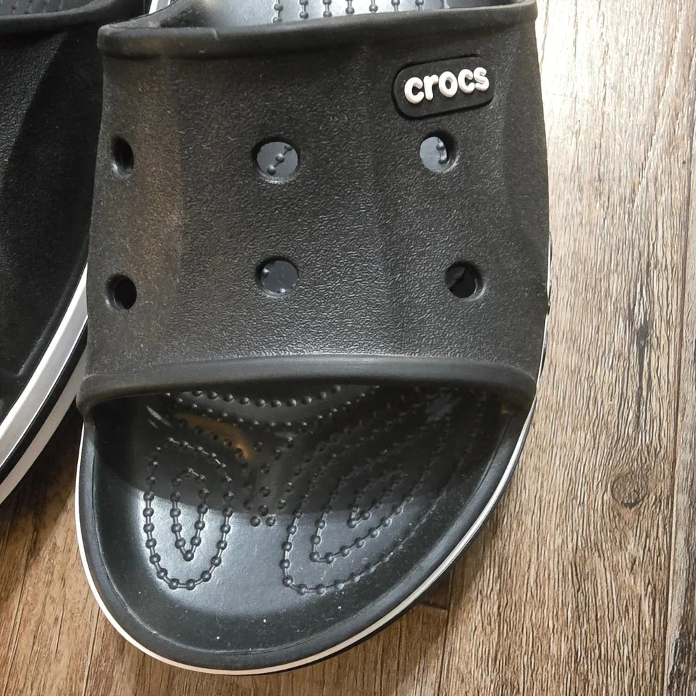 Crocs Bayaband Slides Unisex Size M4 W6 Black White Athletic Sandal 205392